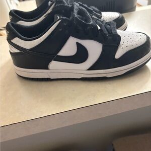 Nike panda dunks Black and White